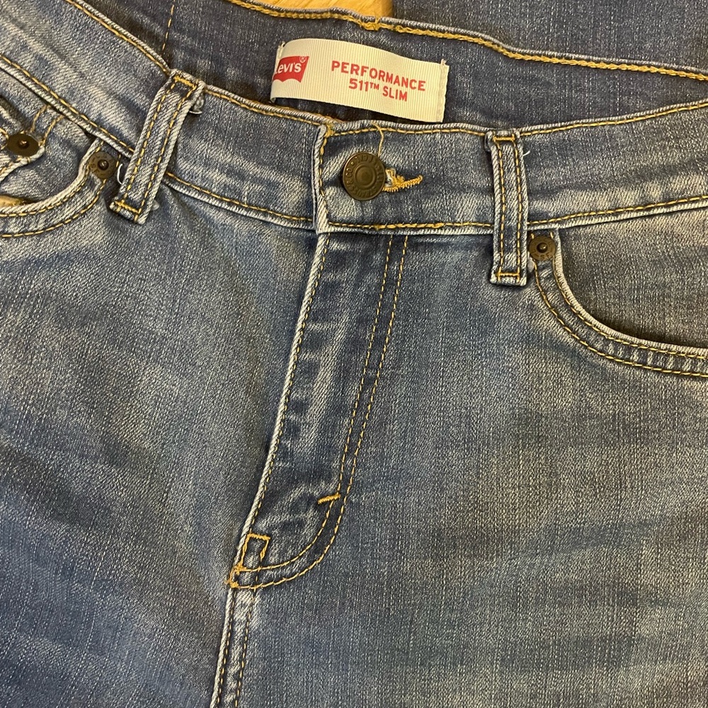 Boys LEVI’s slim stretch jeans 18R or 29 x 29